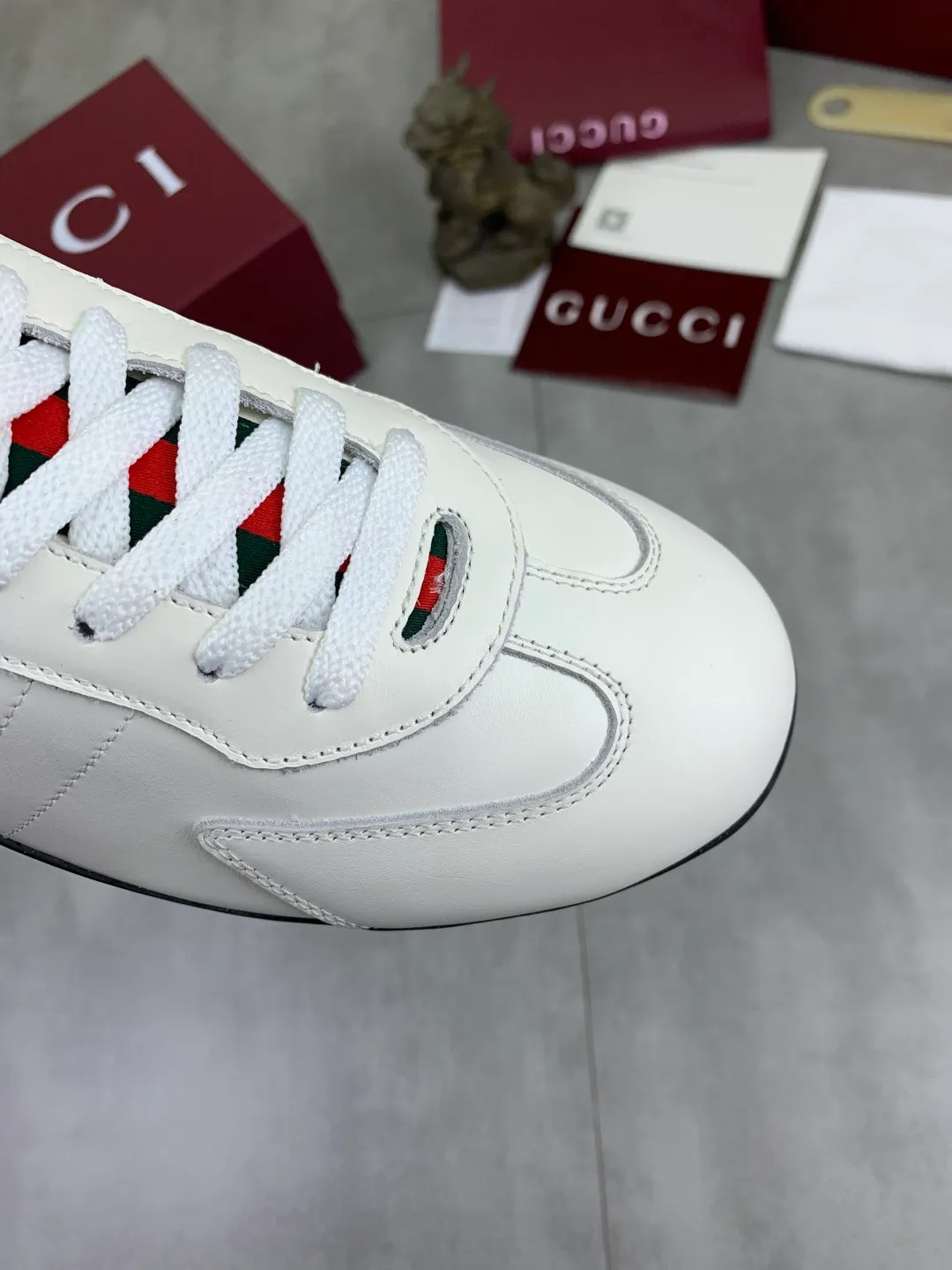 Men's shoes 💰P542 💰[New model] 🆘 The latest model from Gucci's official website 🎁Classic casual and fashionable men's shoes 👟Breaking hot model 💥The style is simple and elegant, exclusive for trendy men. Unique official website's latest brand elements 👑Gucci original decoration, fashionable and generous, the fabric is made of original soft calfskin➕Comfortable soft pigskin lining ✅The official website specifies wear-resistant rubber outsole_full of elasticity, classic model taken in real life🎬Color: 5️⃣colors available😍Number: 35-44